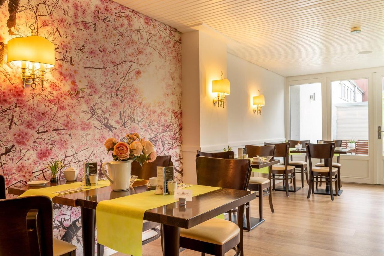 Hotel Zum Kuhhirten 3*